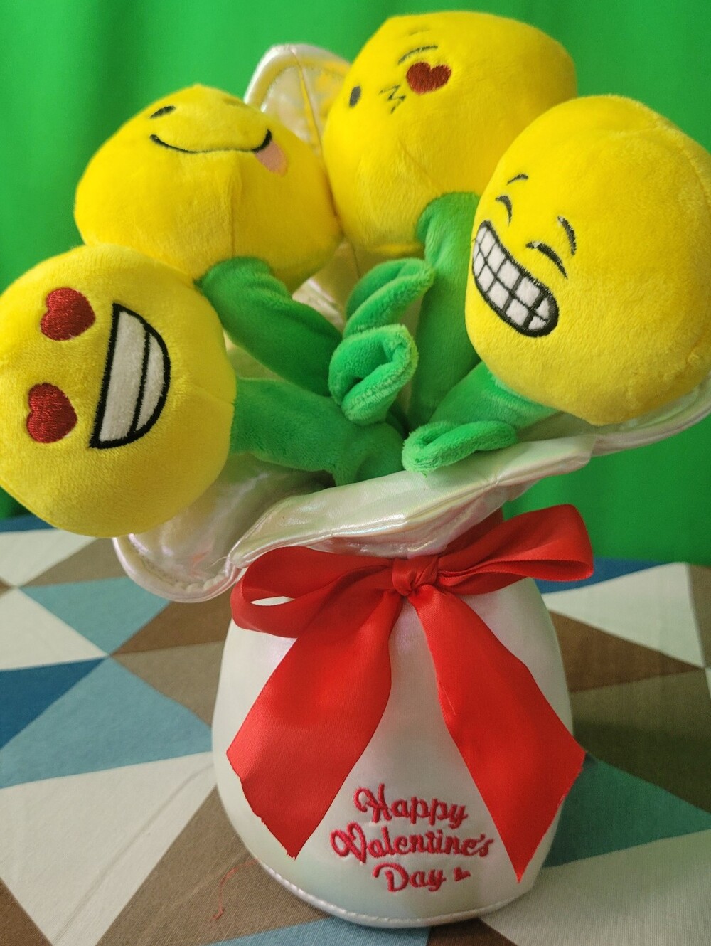 Plush Emoji Flower Bouquet - Yellow Emoji Valentines Plush Arrangement Homerbest